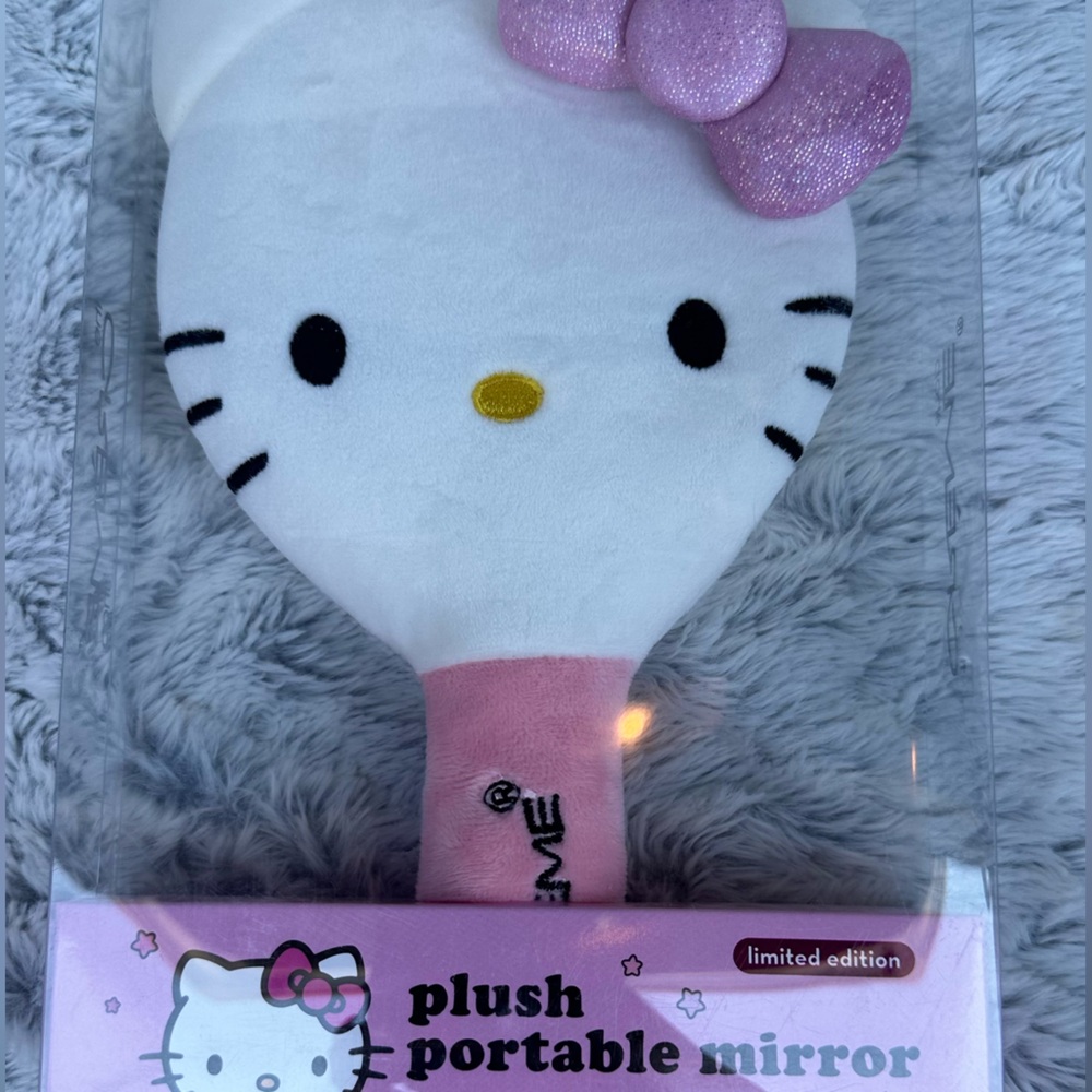 Hello Kitty Plush Mirror